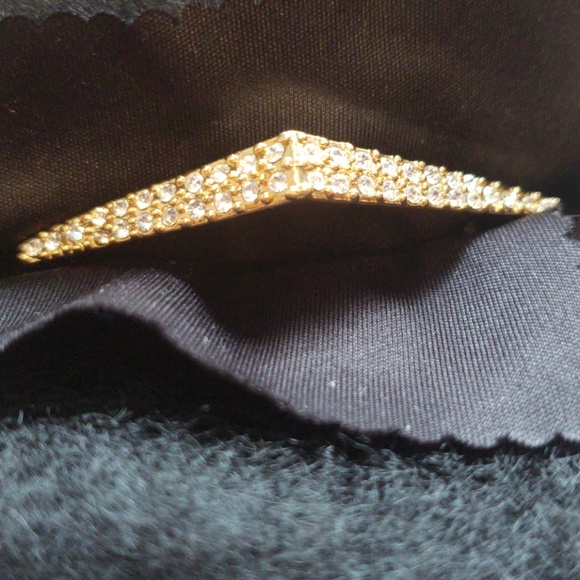 BCBG MAX AZRIA 2 FINGER RHINESTONE RING - Picture 7 of 7